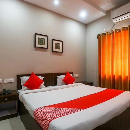 Oyo 61586 Hotel Narmada Bhavan Purí Exteriér fotografie